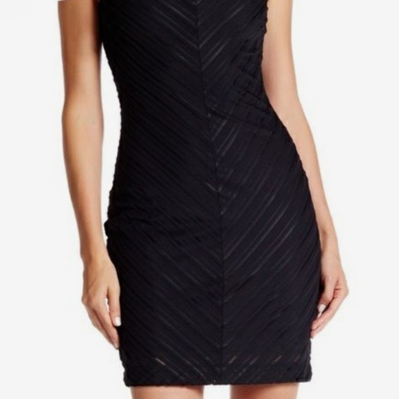 Guess Los Angeles Tonal Chevron V Neck Sheath Little Black Sexy Dress- Size 4 - Picture 3 of 16